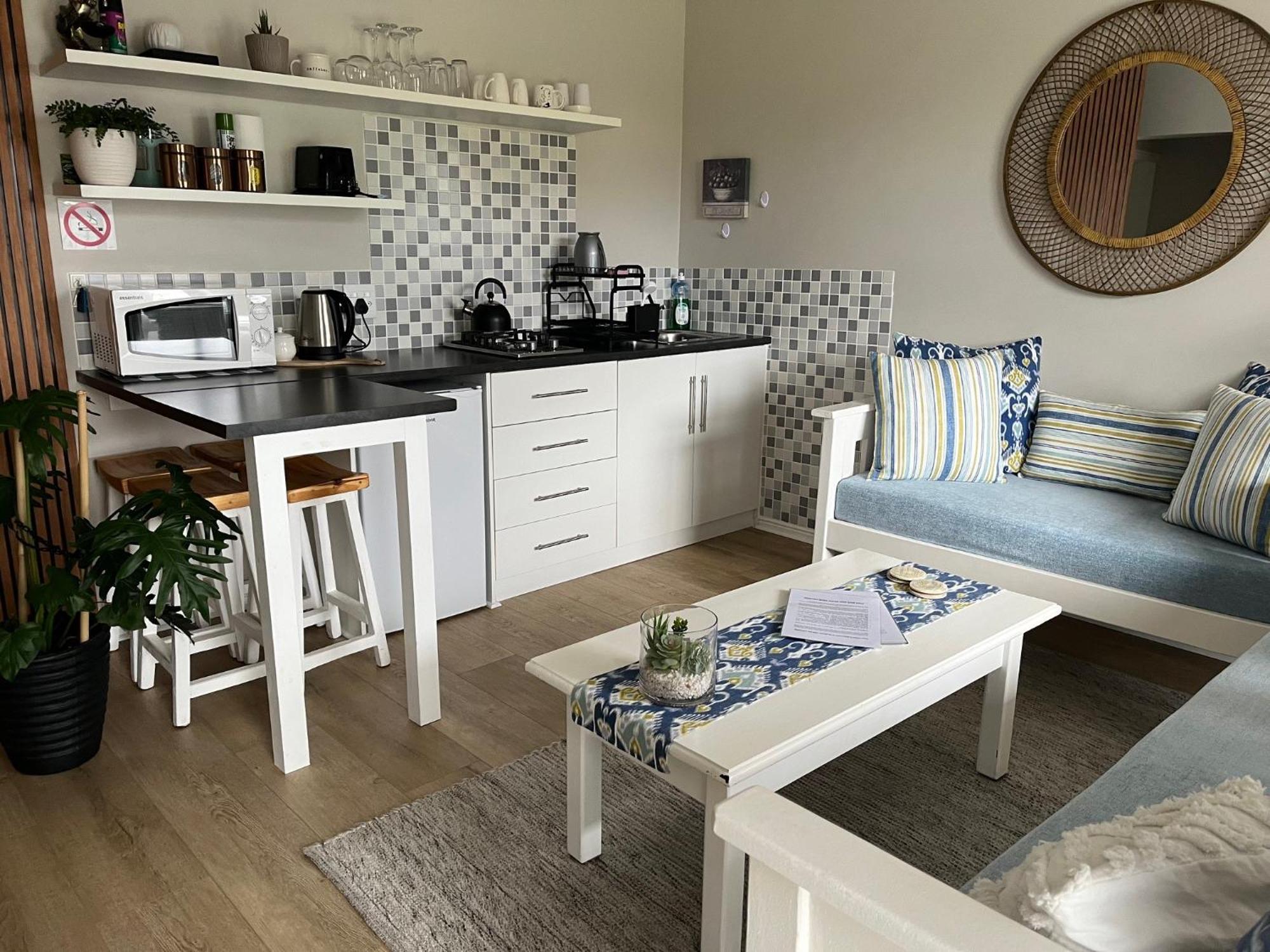 Serenity Self-Catering 2-Bed Unit Hermanus Buitenkant foto